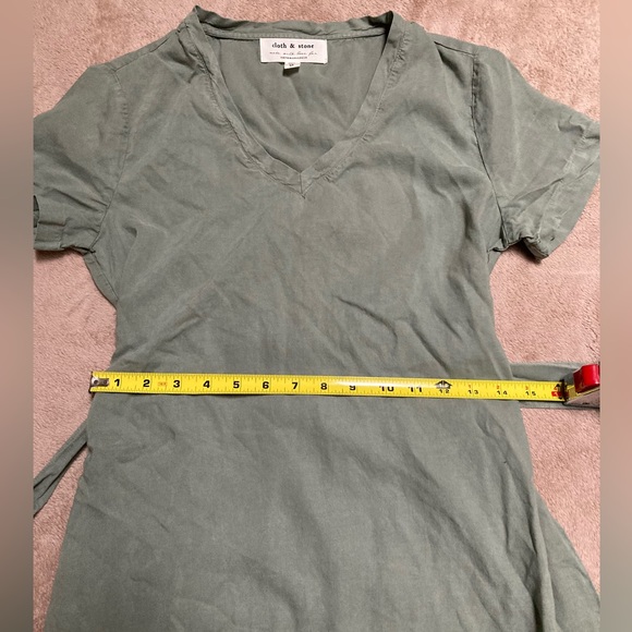 Anthropologie Cloth & Stone Smocked Tensel Dress Waist Tie Olive Green Size XS - Picture 5 of 10
